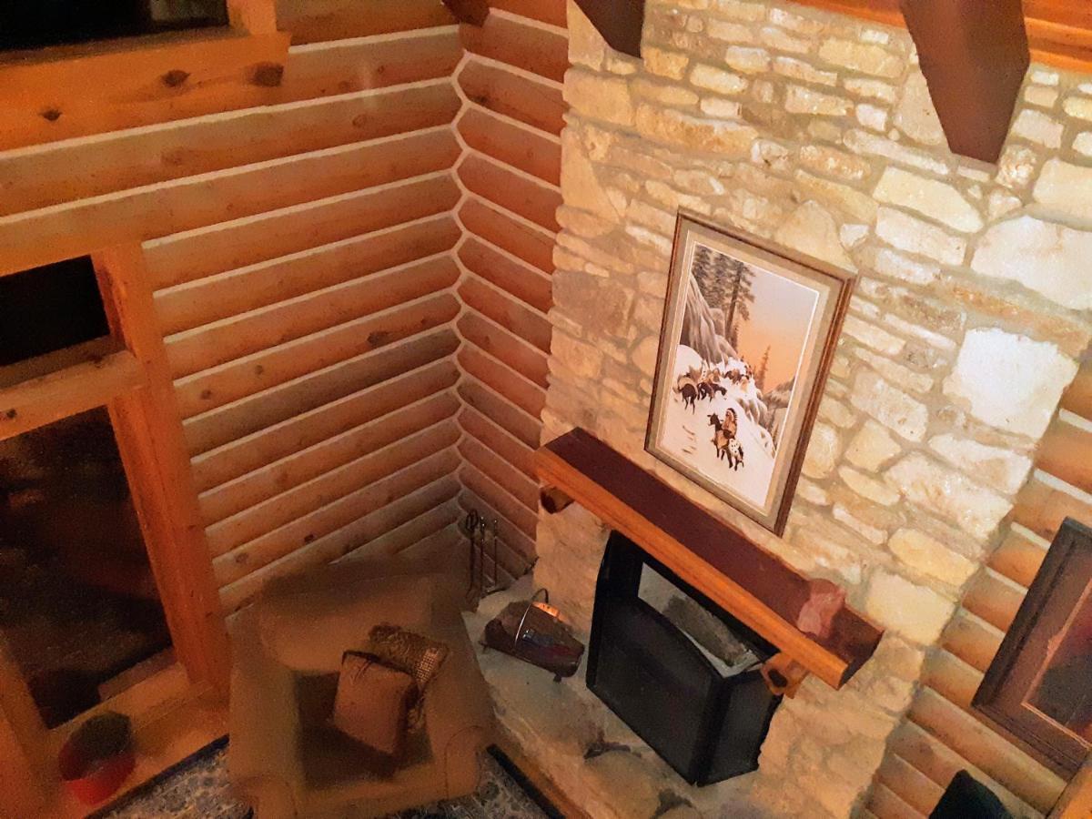 Cherokee Mountain Log Cabins ยูเรกาสปริงส์ ภายนอก รูปภาพ